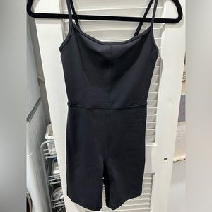 COPY - Aritzia Wilfred Free Divinity 7” Romper